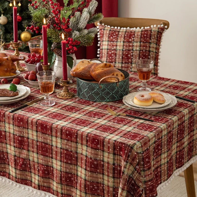 Red Christmas Tablecloths for Rectangle Tables with Tassel Decorative Table Cover